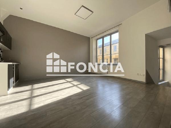 Location Appartement meublé 2 pièces 51.03 m² - 18-20-22 PLACE DE LA HALLE Sedan 08200