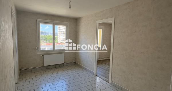 Location Appartement 2 pièces 46.79 m² - Roanne 42300