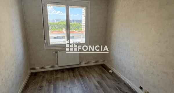 Location Appartement 2 pièces 46.79 m² - Roanne 42300