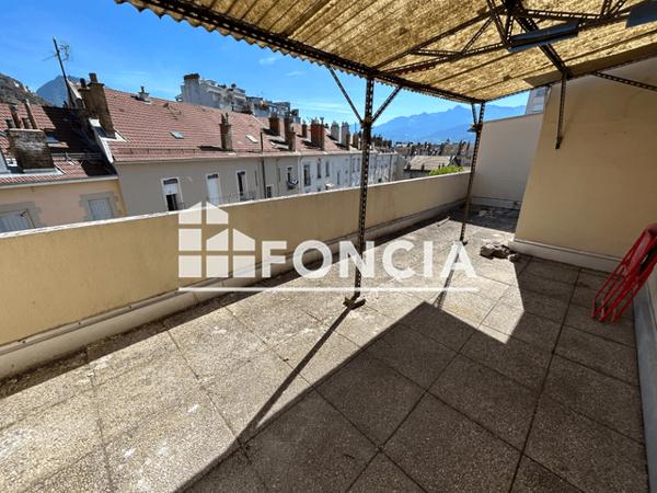 Location Appartement 2 pièces 43 m² - 40-42 RUE GENISSIEU Grenoble 38000