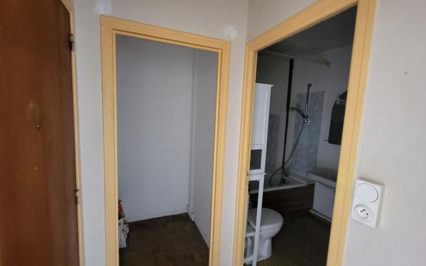 Appartement à vendre    1 pièce • 27,93 m2 Limoges