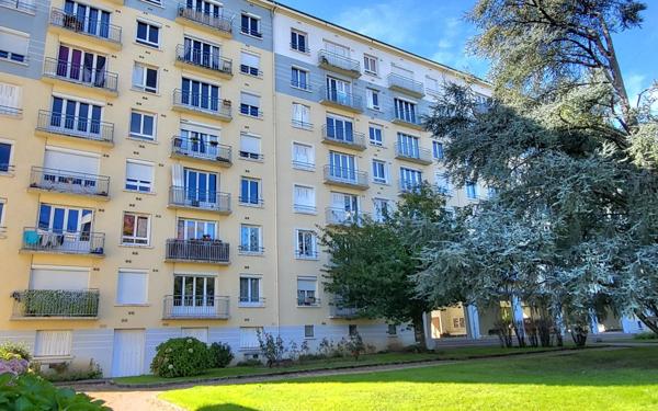 Appartement à vendre    1 pièce • 27,93 m2 Limoges