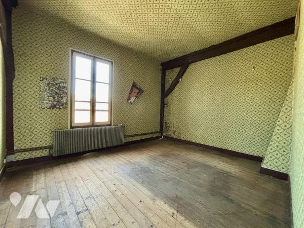 Maison F7 de 130 m2 à rénover