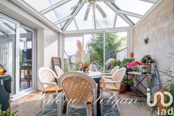 Maison traditionnelle 8 pièces de 164 m² à Antony (92160)