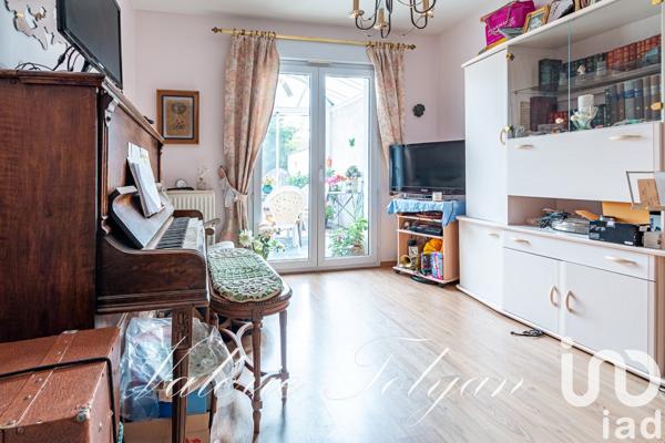 Maison traditionnelle 8 pièces de 164 m² à Antony (92160)