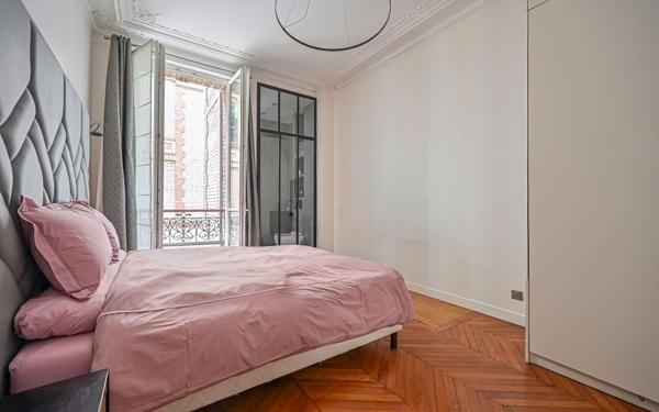 Appartement à vendre    4 pièces • 117,22 m2 Paris 17