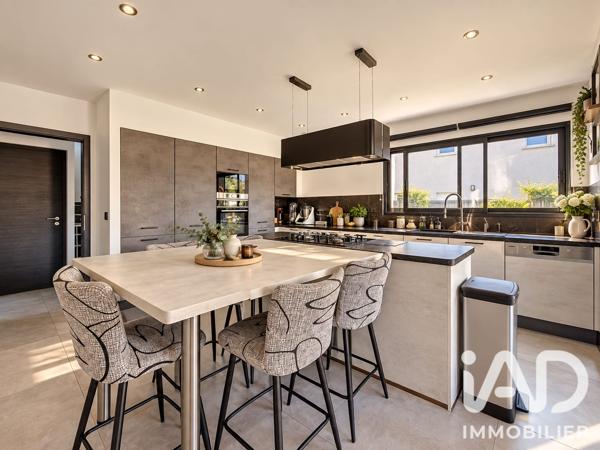 Maison (prestige) à vendre 5 pièces 160 m² Cluses