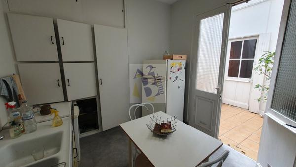 Vente maison de ville Angouleme (16000), 112.00m² avec 6 pièce(s) dont 4 chambre(s) sur 300.00m² de terrain. Agence Allard Brimeaud