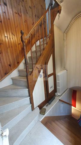 Vente maison de ville Angouleme (16000), 112.00m² avec 6 pièce(s) dont 4 chambre(s) sur 300.00m² de terrain. Agence Allard Brimeaud