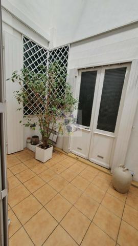 Vente maison de ville Angouleme (16000), 112.00m² avec 6 pièce(s) dont 4 chambre(s) sur 300.00m² de terrain. Agence Allard Brimeaud