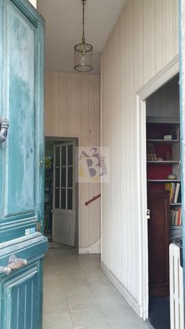 Vente maison de ville Angouleme (16000), 112.00m² avec 6 pièce(s) dont 4 chambre(s) sur 300.00m² de terrain. Agence Allard Brimeaud