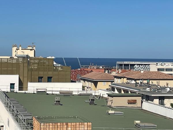 LA JOLIETTE-13002-APPARTEMENT MARSEILLE 1 PIECE-TERRASSE-CAVE