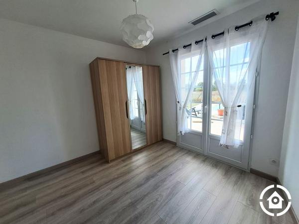 Maison de plain pied - 4 chambres - suite parentale - piscine - double garage