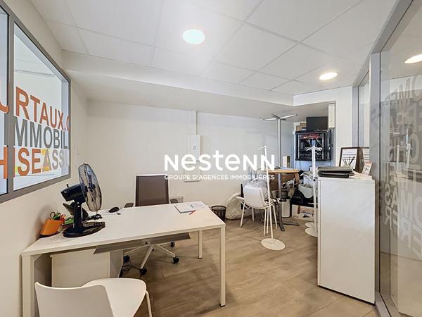 Local commercial  6 pièces 97 m2 - Chambray les Tours