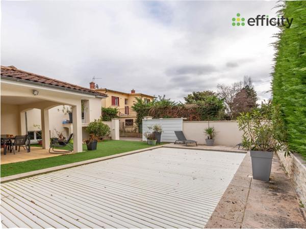 Maison 7 pièces - 161 m² Exclusivité efficity