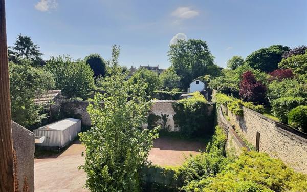 Appartement à vendre    2 pièces •  Mennecy