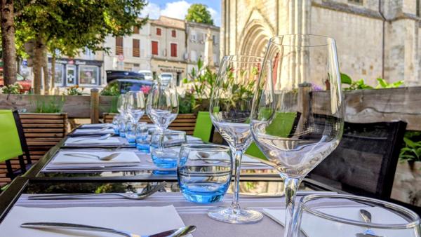 Immeuble de caractère en centre-bourg de Blanzac – Local commercial, 2 appartements et potentiel 3ᵉ logement Détails des diagnostics énergétiques