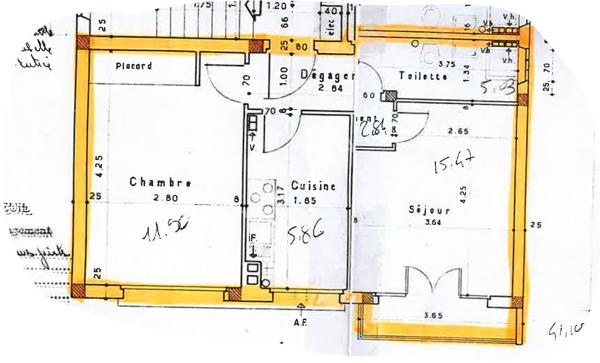 MONTREUIL, 600 METRES DU METRO LIGNE 11, APPARTEMENT 2 PIECES AVEC BALCON, CAVE ET PARKING. TRES LUMINEUX AVEC SON EXPOSITION PLEIN SUD.