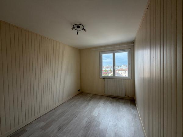 Appartement Drancy 3 pièce(s) 70.12 m2