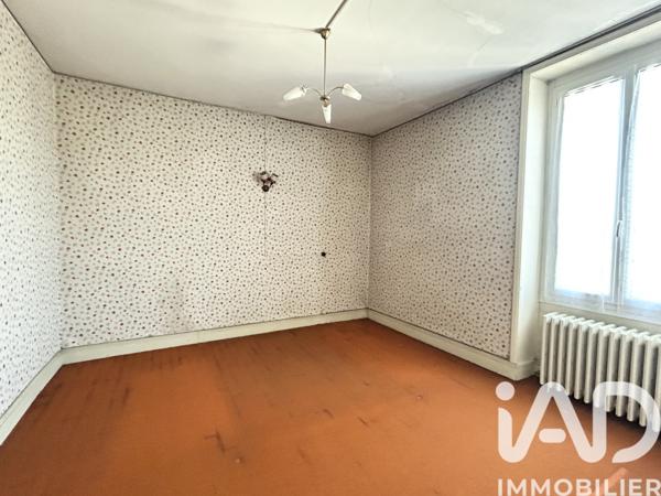 Maison à vendre 5 pièces 140 m² Saint-Aulaire