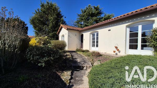 Maison à vendre 5 pièces 94 m² Saint-Léger-sous-Cholet