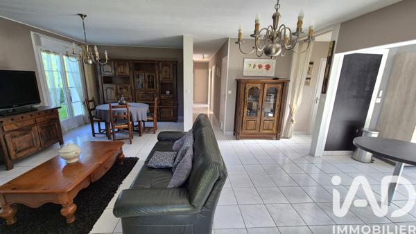 Maison à vendre 5 pièces 94 m² Saint-Léger-sous-Cholet