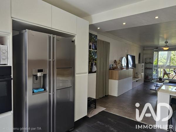 Appartement à vendre 4 pièces 77 m² Marseille 11