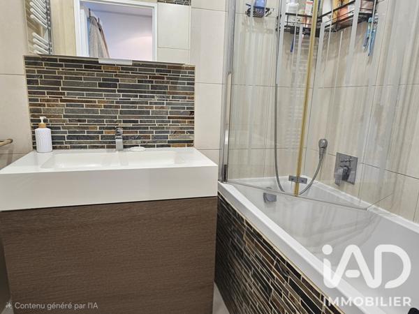 Appartement à vendre 4 pièces 77 m² Marseille 11