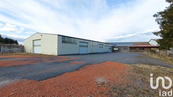 Location immeuble 3 pièces 375 m² La Chaise-Dieu