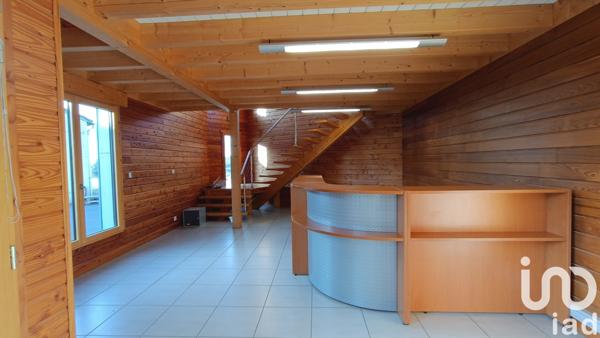 Location immeuble 3 pièces 375 m² La Chaise-Dieu