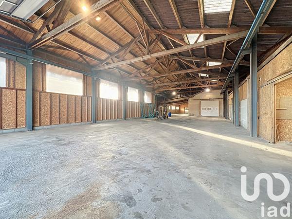 Location immeuble 3 pièces 375 m² La Chaise-Dieu