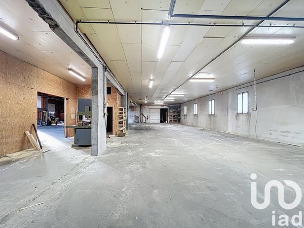 Location immeuble 3 pièces 375 m² La Chaise-Dieu