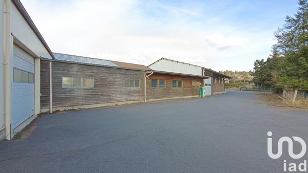 Location immeuble 3 pièces 375 m² La Chaise-Dieu