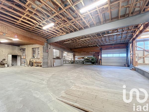 Location immeuble 3 pièces 375 m² La Chaise-Dieu