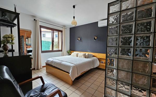 Maison à vendre    7 pièces • 161,86 m2 Saint-Étienne