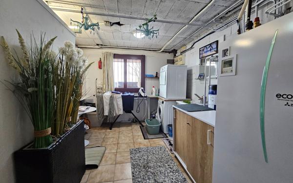 Maison à vendre    7 pièces • 161,86 m2 Saint-Étienne