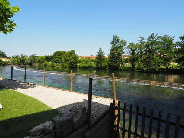 L'Isle-sur-la-Sorgue (84800) Magnifique propriété en bord de Sorgue