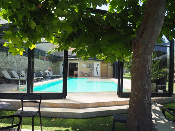 L'Isle-sur-la-Sorgue (84800) Magnifique propriété en bord de Sorgue