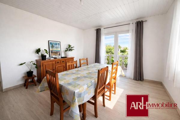 A VENDRE - joli T4 - 1 er étage - refait à neuf +coursive+parking