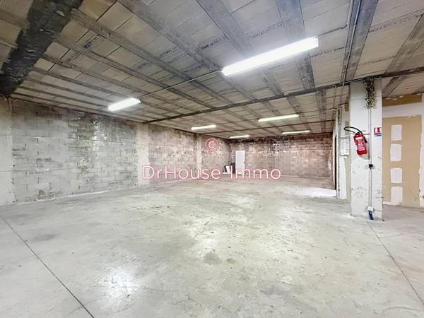 Bureau à vendre 10 pièces de 408 m²