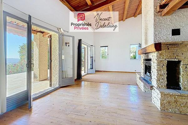 Maison individuelle T5 6 en R+1 avec sous-sol et garage sur grand terrain clos