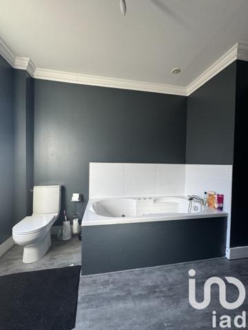 Appartement 5 pièces de 128 m² à Bourges (18000)