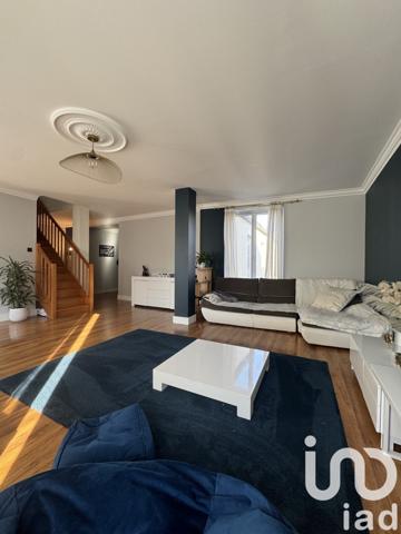 Appartement 5 pièces de 128 m² à Bourges (18000)