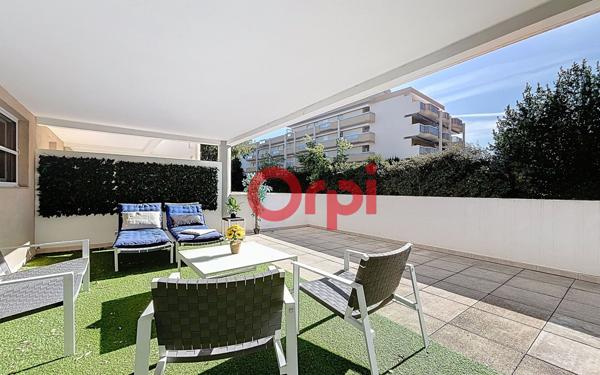 Appartement à vendre    3 pièces • 64 m2 Sainte-Maxime