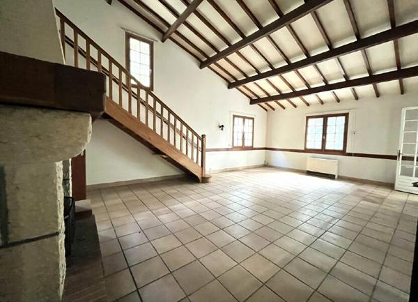Maison à vendre    5 pièces •  Breuillet