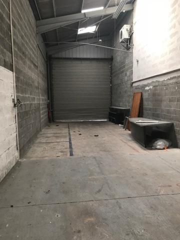 NOUVELLE OPPORTUNITE : A LOUER Local d'activité Saint Herblain 540 m²
