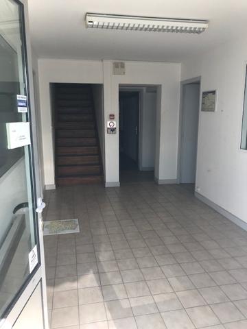 NOUVELLE OPPORTUNITE : A LOUER Local d'activité Saint Herblain 540 m²
