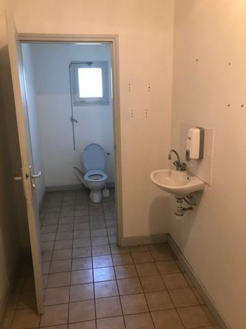 NOUVELLE OPPORTUNITE : A LOUER Local d'activité Saint Herblain 540 m²