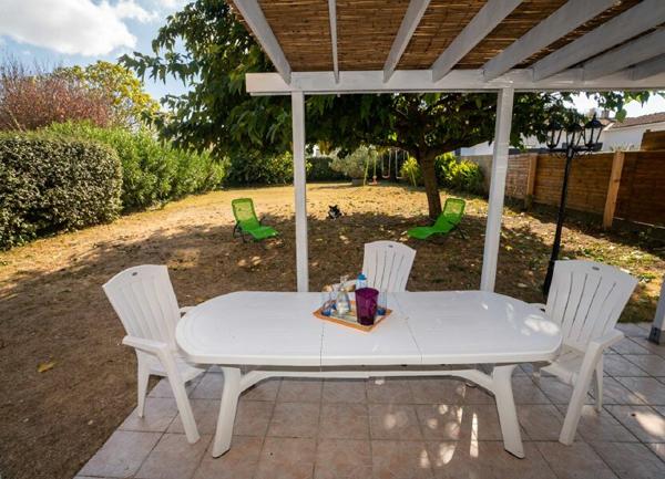 Maison à vendre    5 pièces •  Le Château-d'Oléron