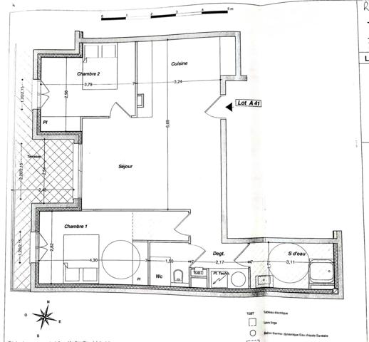 Appartement neuf 3 pièces, dernier étage, garage et cave.